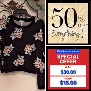 50% Off Listed Price You Pay Only $15.00 Bundle For Offer☆☆☆NWOT Size XL